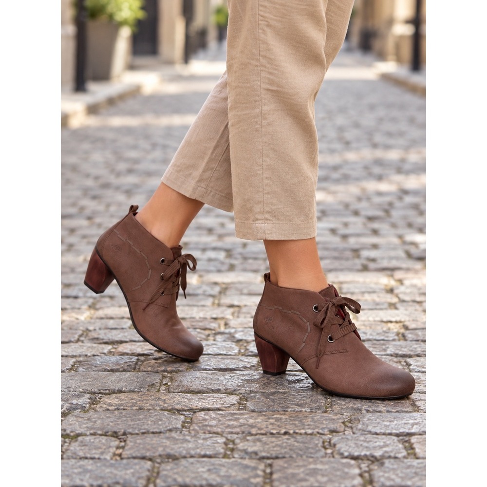 Josef Seibel Brown Leather Lace Up Ankle Boots Block Heel Size 38 Fits Like 8